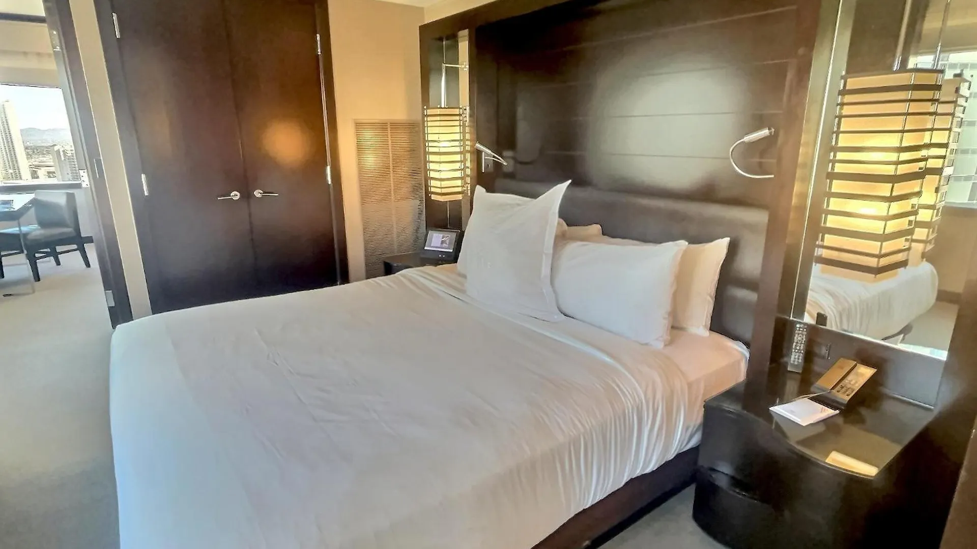 Jet Luxury At The Vdara Aparthotel Las Vegas