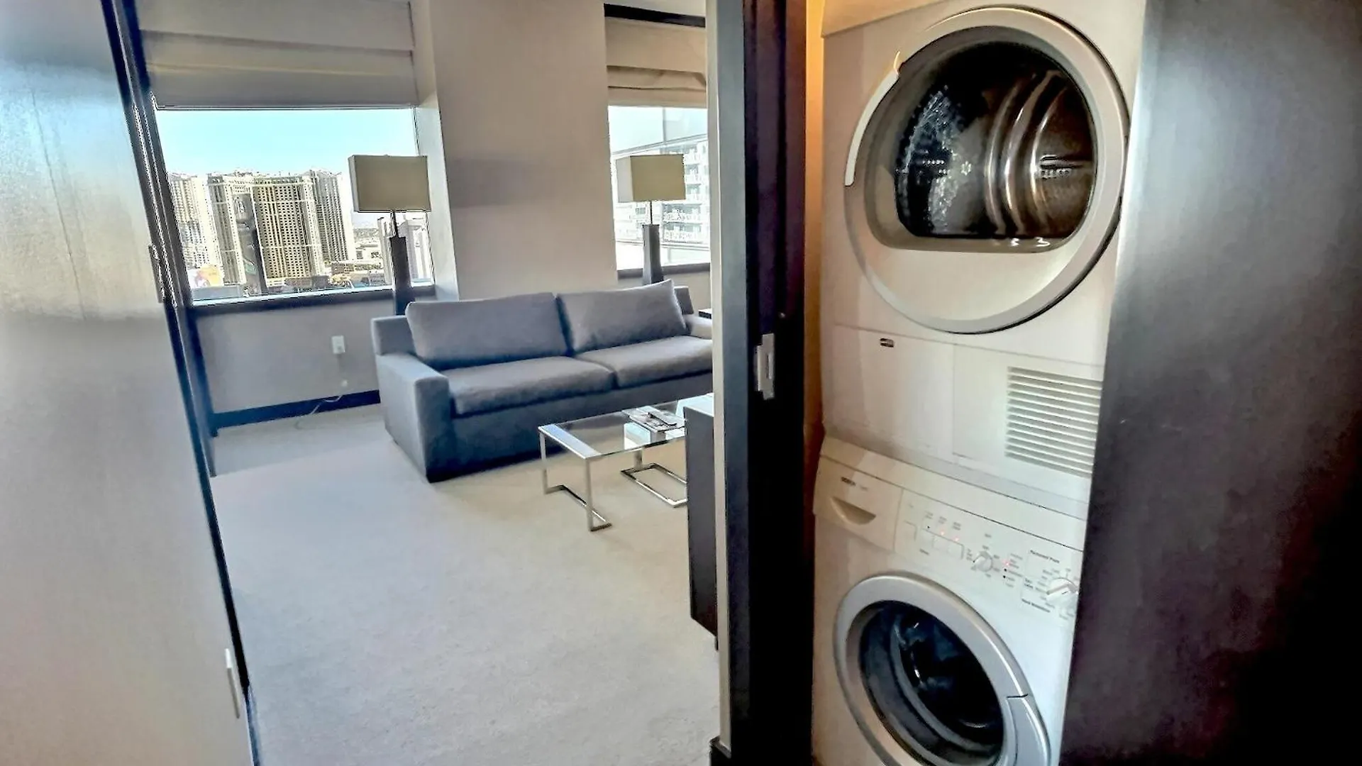 Jet Luxury At The Vdara Aparthotel Las Vegas